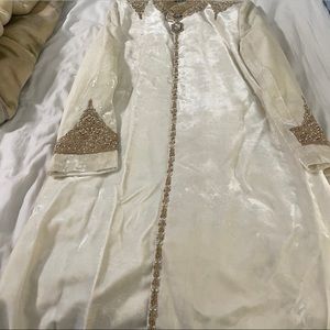 Men’s Indian wedding sherwani